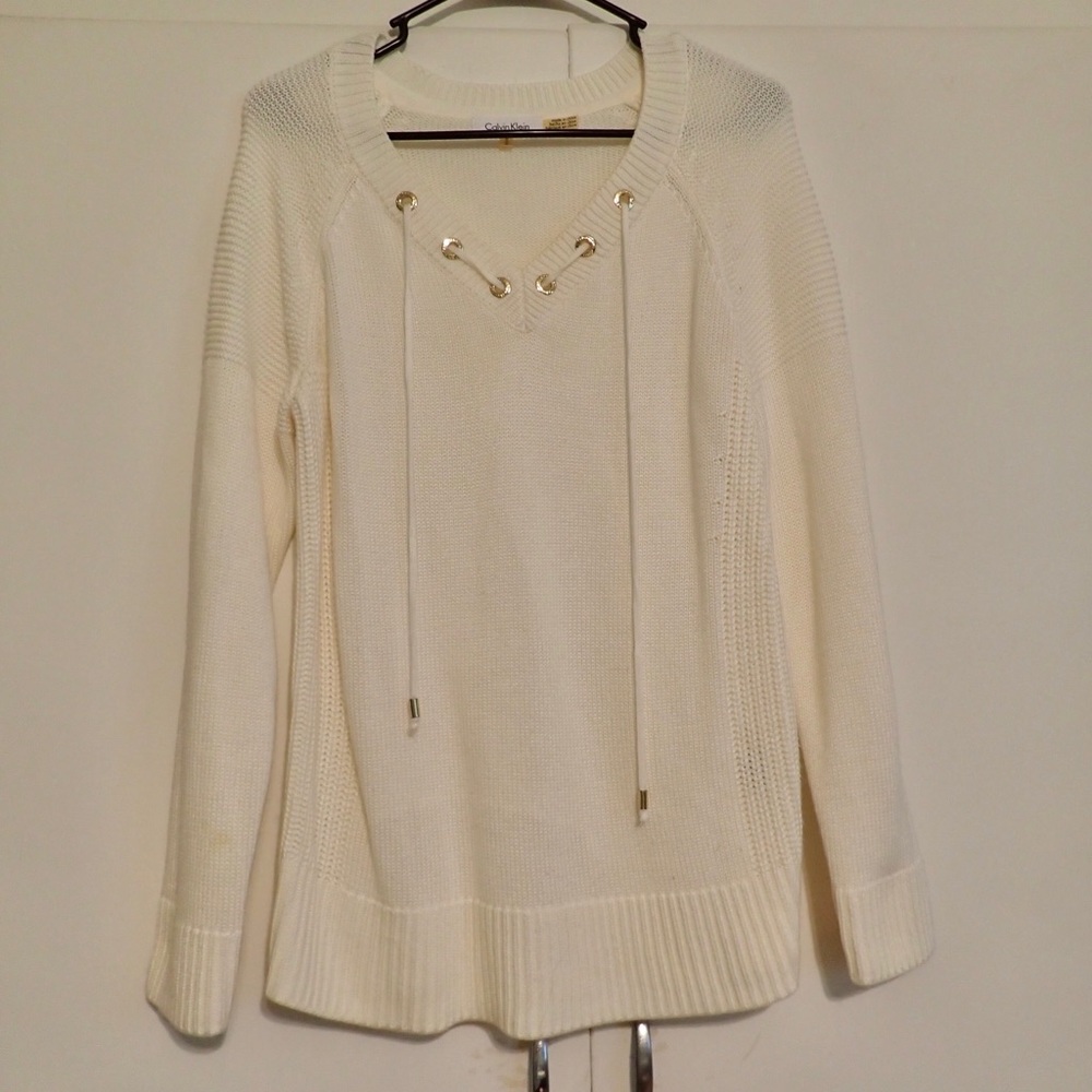 Calvin Klein White V-Neck Sweater with Eyelet Lace-Up Design